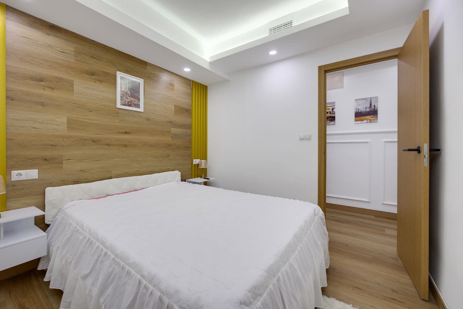 4 bedroom Apartment for sale in Torrevieja - € 285,000 (Ref: 9902094)