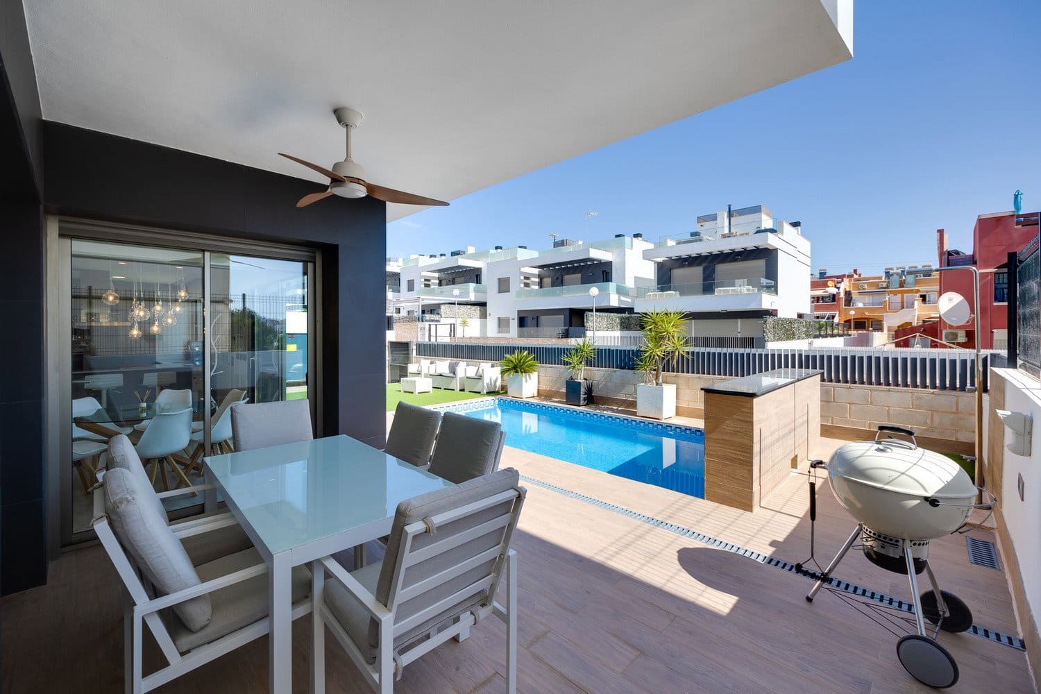 4 chambre Villa/Maison à vendre à Orihuela Costa avec piscine - 479 000 € (Ref: 9905080)
