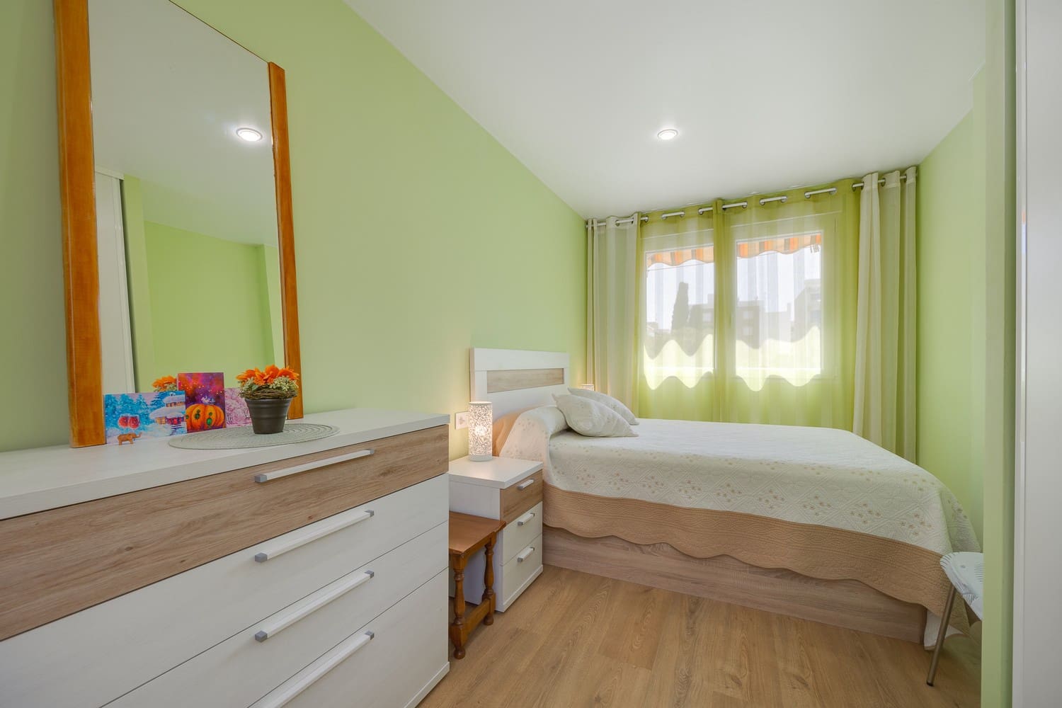 2 soveværelse Lejlighed til salg i Torrevieja - € 165.000 (Ref: 9918610)