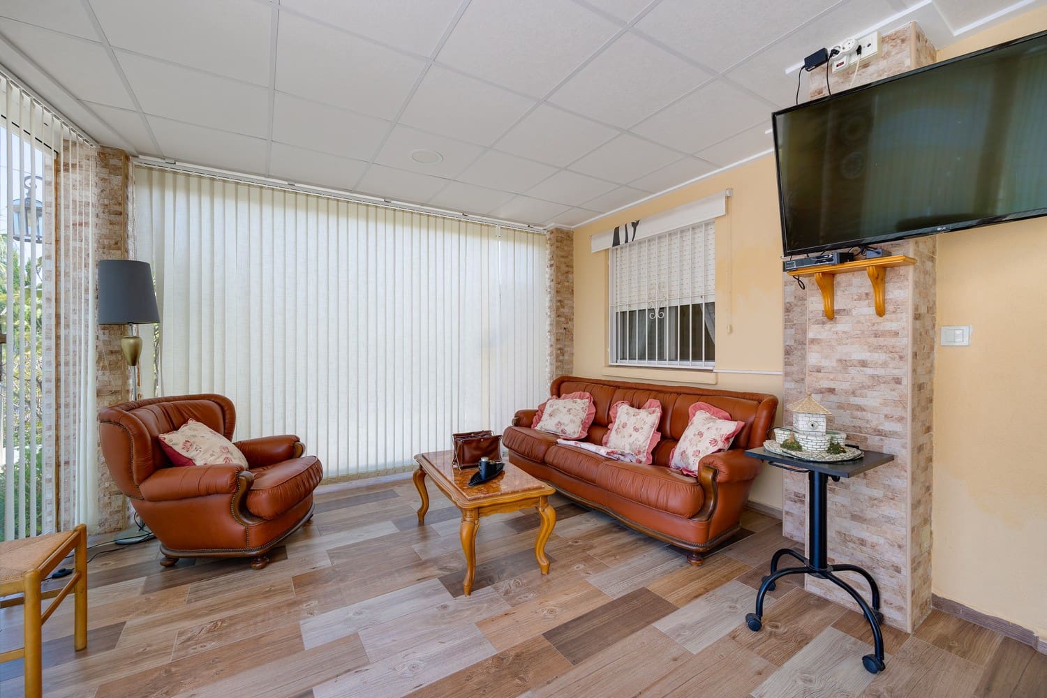 5 chambre Villa/Maison à vendre à El Chaparral avec piscine garage - 450 000 € (Ref: 9938696)