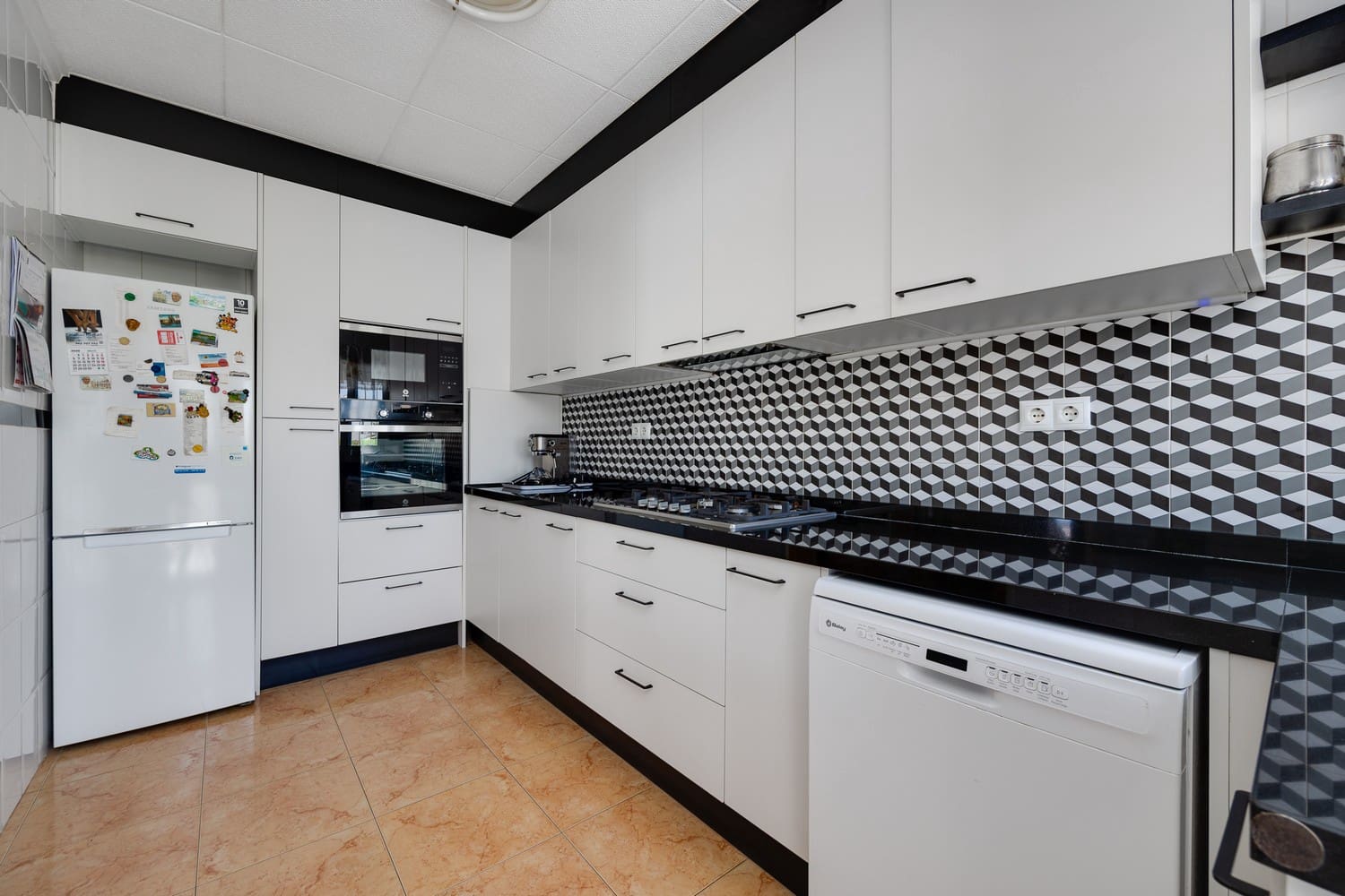 5 chambre Villa/Maison à vendre à El Chaparral avec piscine garage - 450 000 € (Ref: 9938696)