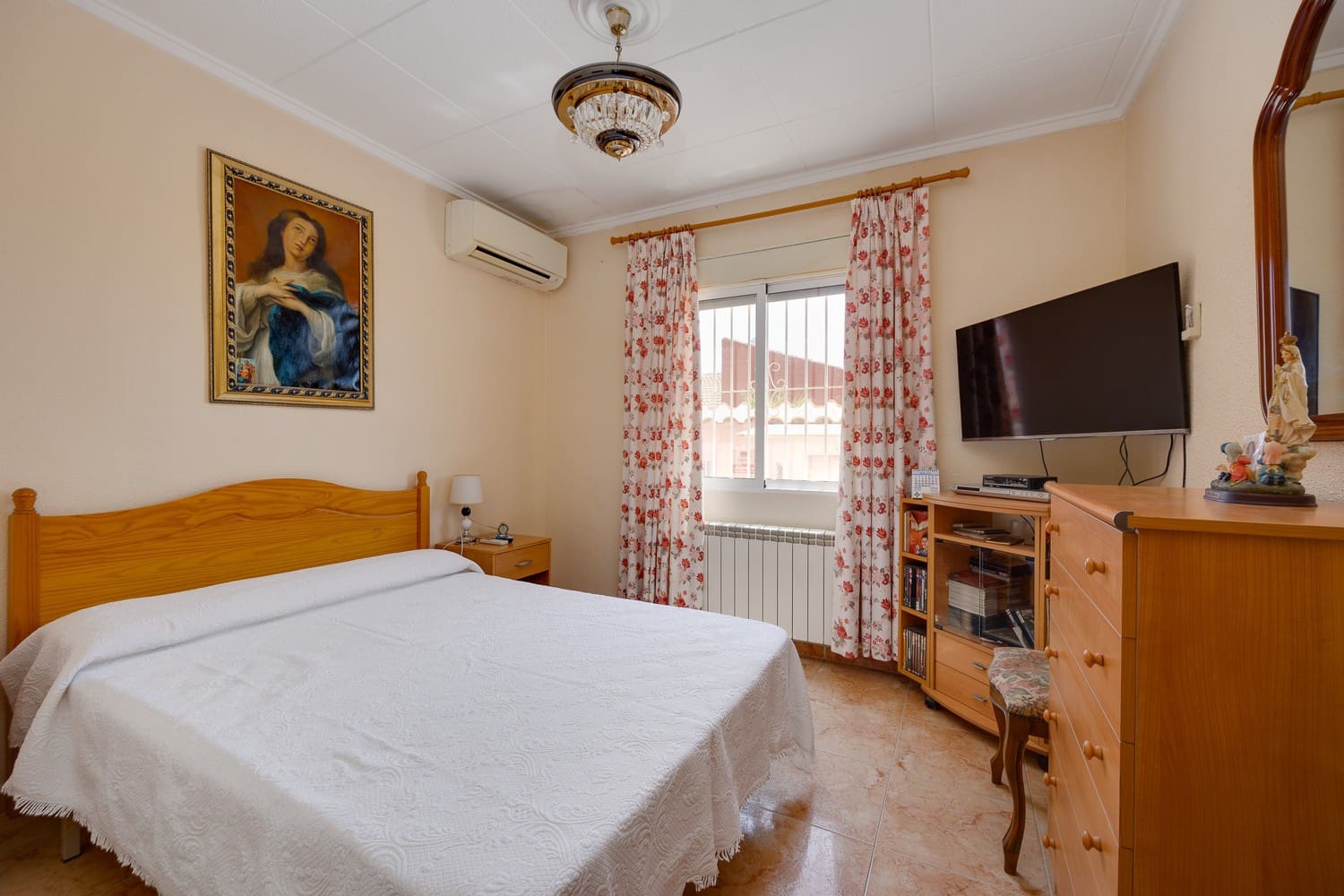 5 chambre Villa/Maison à vendre à El Chaparral avec piscine garage - 450 000 € (Ref: 9938696)