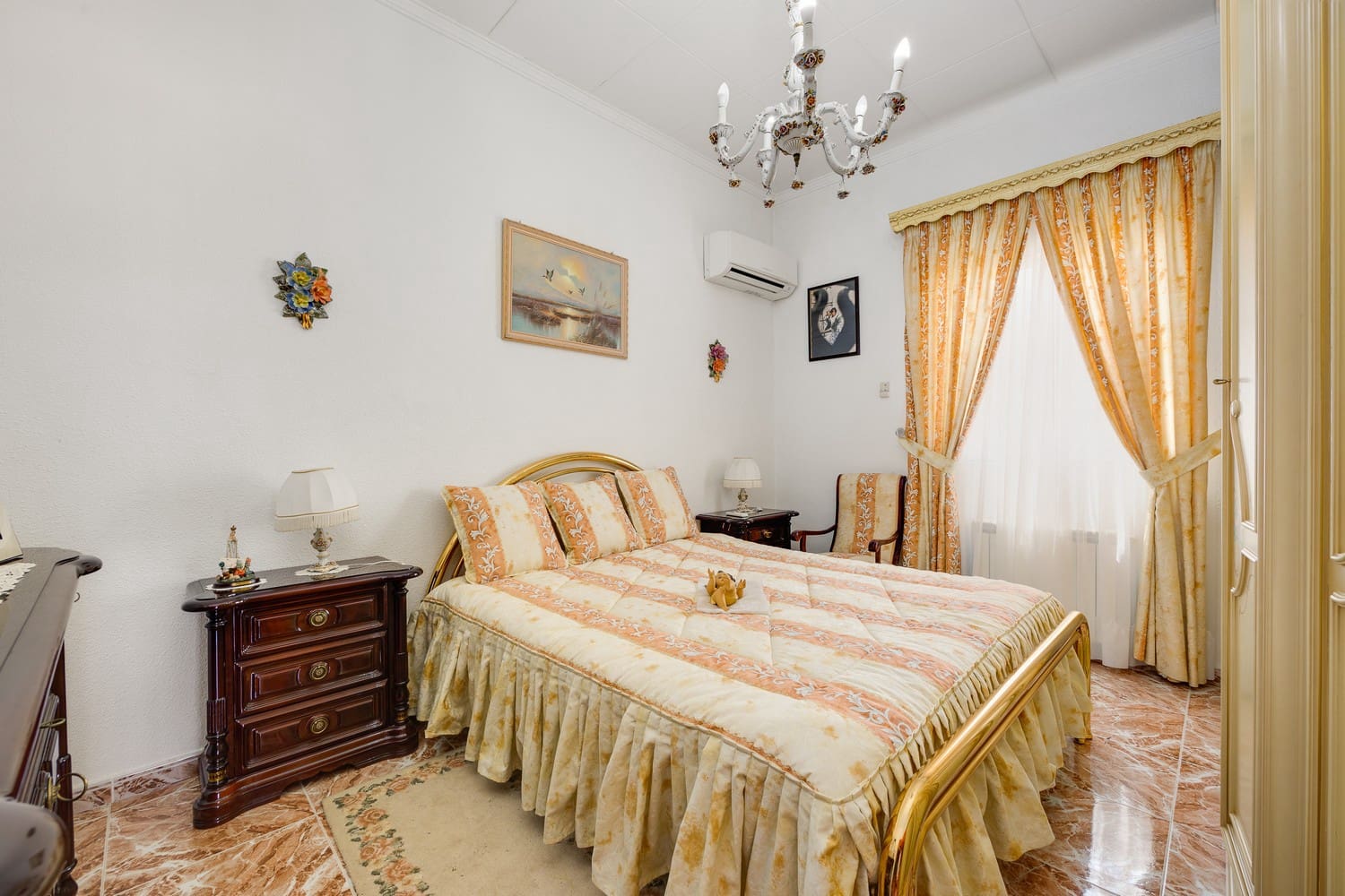 5 chambre Villa/Maison à vendre à El Chaparral avec piscine garage - 450 000 € (Ref: 9938696)