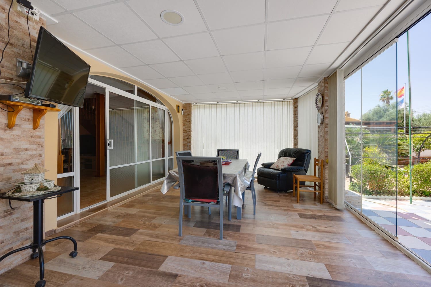 5 chambre Villa/Maison à vendre à El Chaparral avec piscine garage - 450 000 € (Ref: 9938696)