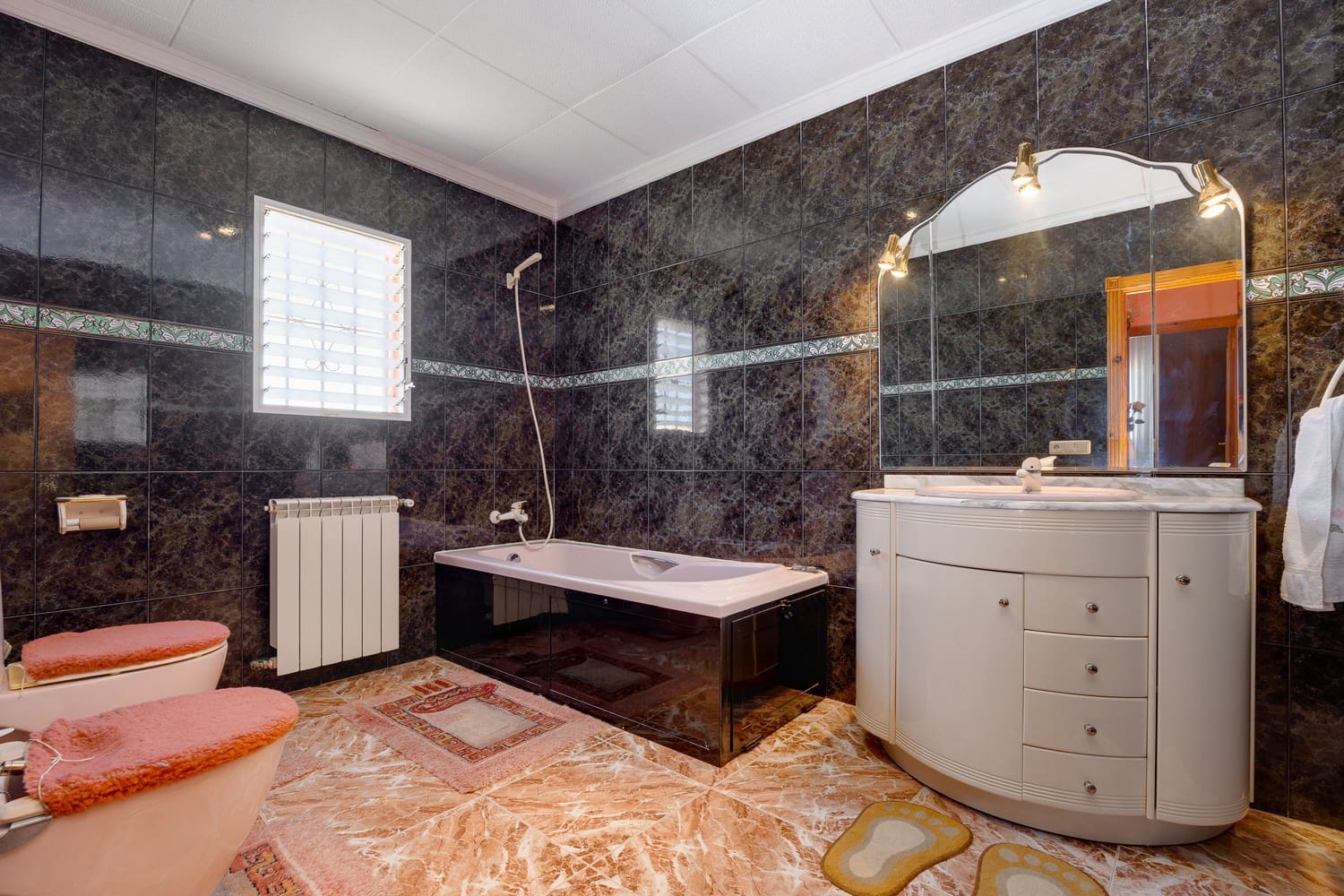 5 chambre Villa/Maison à vendre à El Chaparral avec piscine garage - 450 000 € (Ref: 9938696)