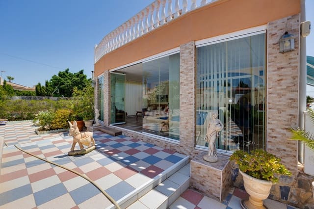 5 sypialnia Willa na sprzedaż w El Chaparral - La Siesta - La Torreta, Torrevieja z basenem garażem - 450 000 € (Ref: 9938696)