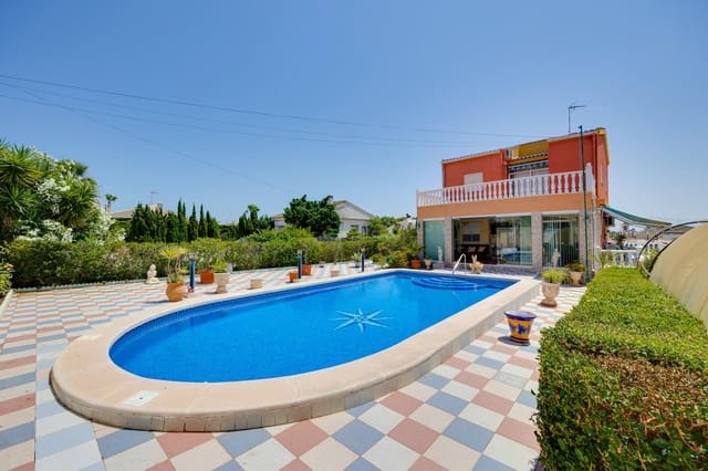 5 sypialnia Willa na sprzedaż w El Chaparral - La Siesta - La Torreta, Torrevieja z basenem garażem - 450 000 € (Ref: 9938696)