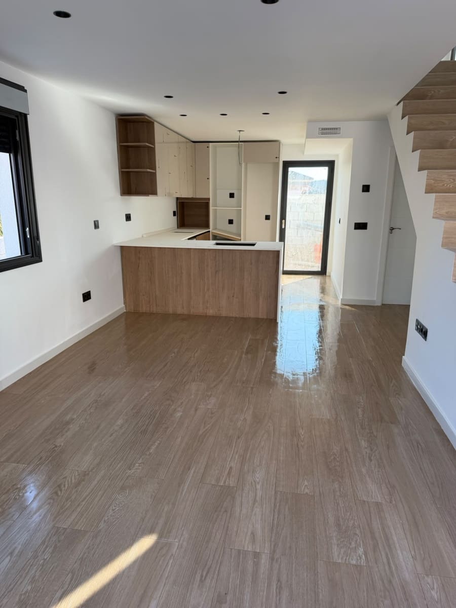 3 slaapkamer Huis te koop in Bigastro met zwembad garage - € 269.500 (Ref: 9956526)