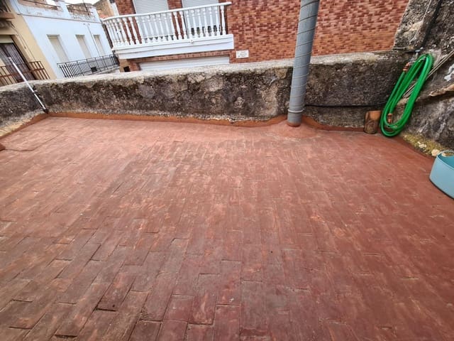 Casa de 3 habitaciones en Santa Bàrbara en venta - 110.000 € (Ref: 10017556)