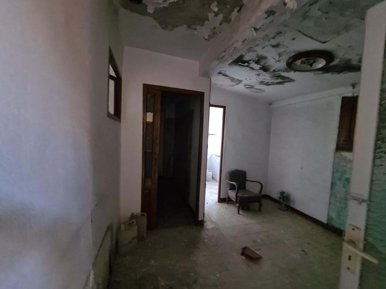 3 bedroom Townhouse for sale in Tortosa - € 48,000 (Ref: 10030626)