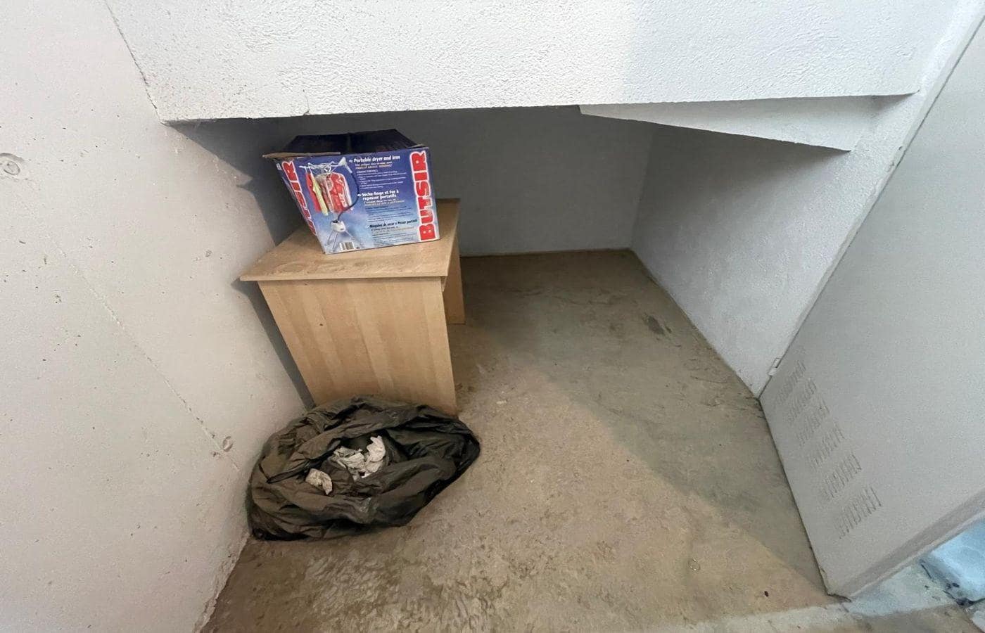 Garage til salg i Sant Carles de la Rapita - € 15.000 (Ref: 10055328)