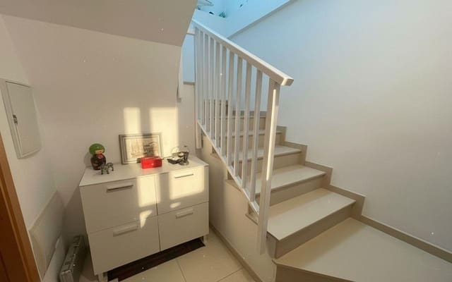 Ático de 3 habitaciones en Sant Carles de la Ràpita en venta con piscina garaje - 185.000 € (Ref: 10102666)