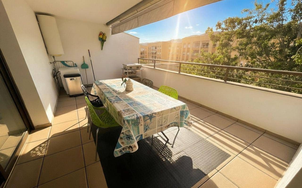 Ático de 3 habitaciones en Sant Carles de la Ràpita en venta con piscina garaje - 185.000 € (Ref: 10102666)
