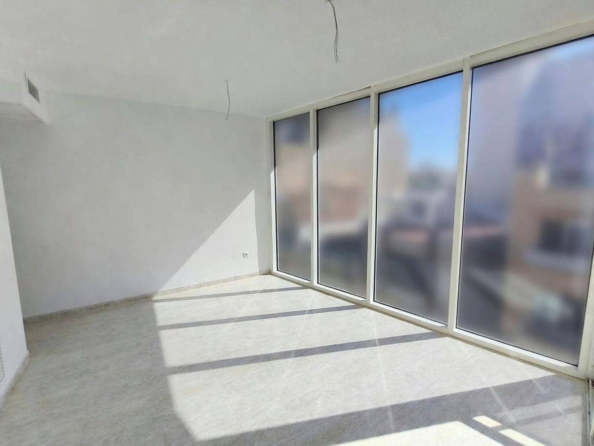 1 bedroom Apartment for sale in Sant Carles de la Rapita - € 115,000 (Ref: 10115917)