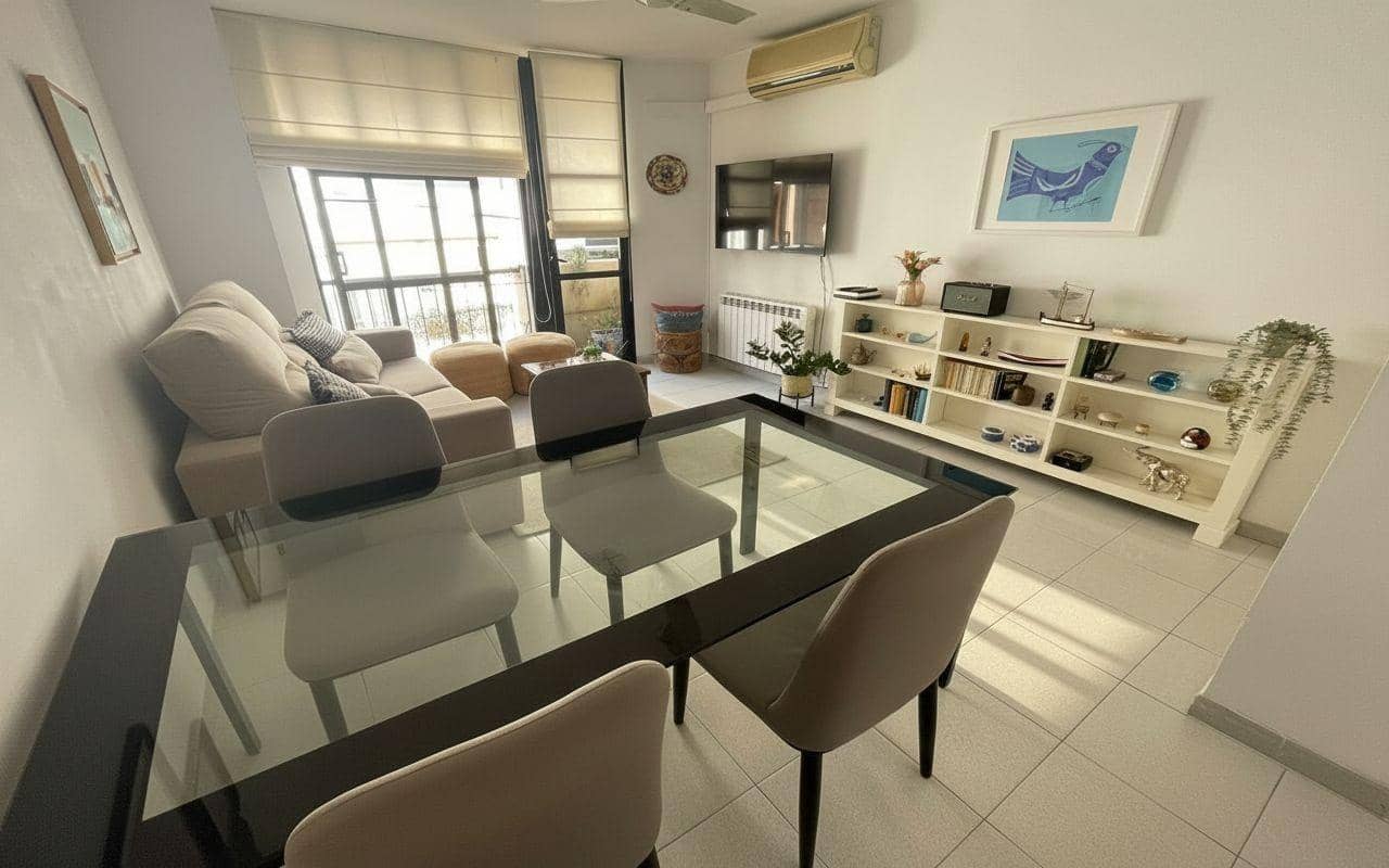 1 bedroom Apartment for sale in Sant Carles de la Rapita with garage - € 95,000 (Ref: 10161543)