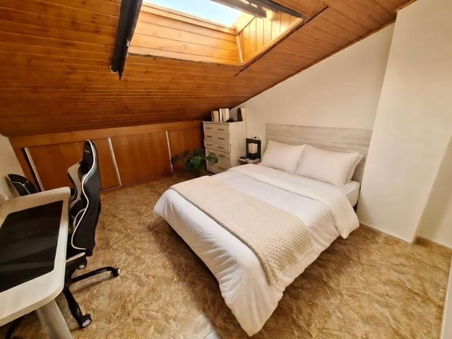 3 bedroom Apartment for sale in El Raval de Crist, Roquetes with garage - € 165,000 (Ref: 10173997)