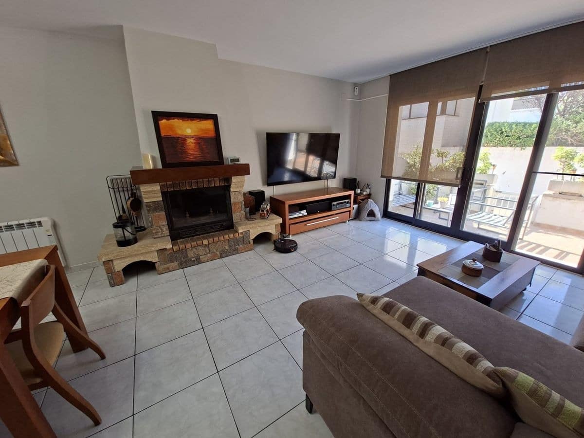 4 slaapkamer Rijtjeshuis te koop in Alcanar met zwembad garage - € 395.000 (Ref: 10187136)