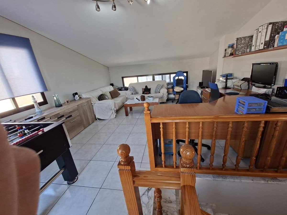 4 slaapkamer Rijtjeshuis te koop in Alcanar met zwembad garage - € 395.000 (Ref: 10187136)