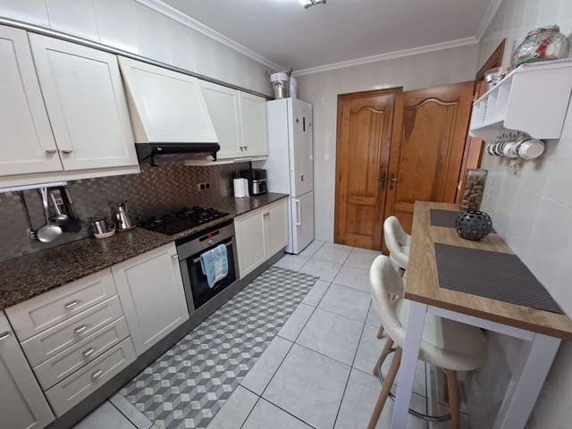4 slaapkamer Rijtjeshuis te koop in Alcanar met zwembad garage - € 395.000 (Ref: 10187136)