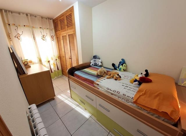 4 slaapkamer Rijtjeshuis te koop in Alcanar met zwembad garage - € 395.000 (Ref: 10187136)