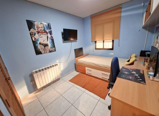 4 slaapkamer Rijtjeshuis te koop in Alcanar met zwembad garage - € 395.000 (Ref: 10187136)