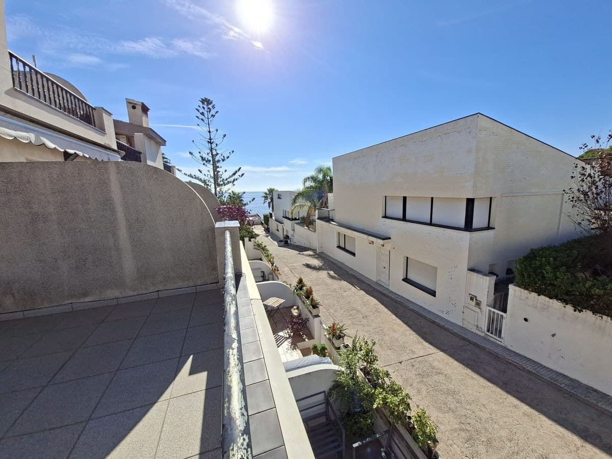 4 slaapkamer Rijtjeshuis te koop in Alcanar met zwembad garage - € 395.000 (Ref: 10187136)
