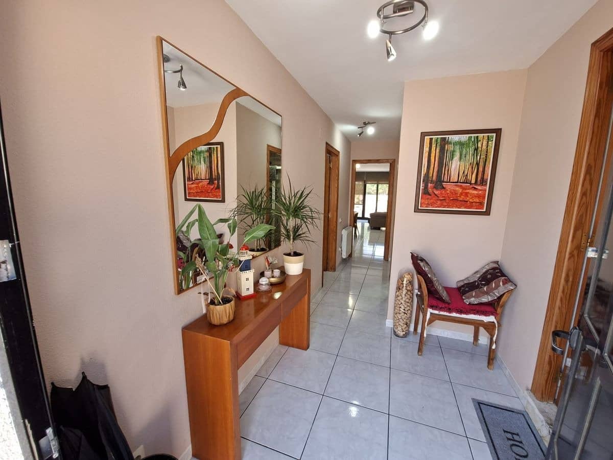 4 slaapkamer Rijtjeshuis te koop in Alcanar met zwembad garage - € 395.000 (Ref: 10187136)