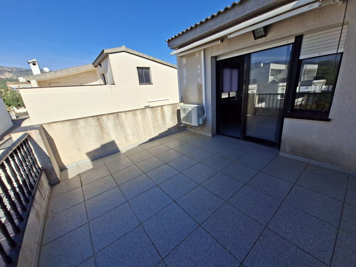 4 slaapkamer Rijtjeshuis te koop in Alcanar met zwembad garage - € 395.000 (Ref: 10187136)