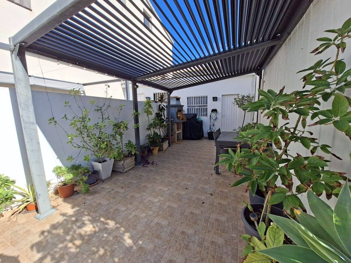 4 slaapkamer Rijtjeshuis te koop in Alcanar met zwembad garage - € 395.000 (Ref: 10187136)