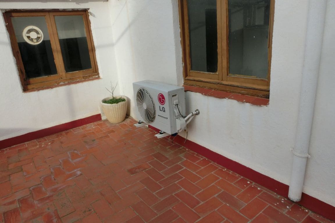 4 bedroom Flat for sale in Sant Carles de la Rapita - € 158,000 (Ref: 3821372)