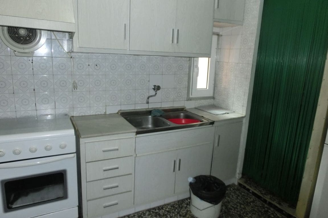 4 bedroom Flat for sale in Sant Carles de la Rapita - € 158,000 (Ref: 3821372)