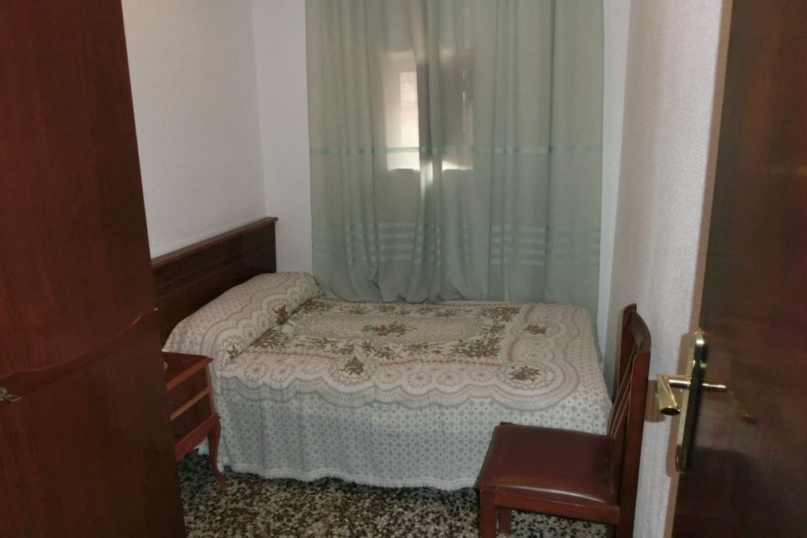 4 bedroom Flat for sale in Sant Carles de la Rapita - € 158,000 (Ref: 3821372)