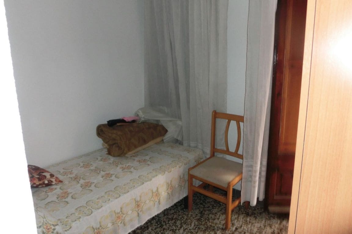 4 bedroom Flat for sale in Sant Carles de la Rapita - € 158,000 (Ref: 3821372)