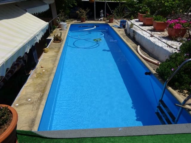 3 bedroom Finca/Country House for sale in Les Cases d'Alcanar, Alcanar with pool garage - € 180,000 (Ref: 3911630)