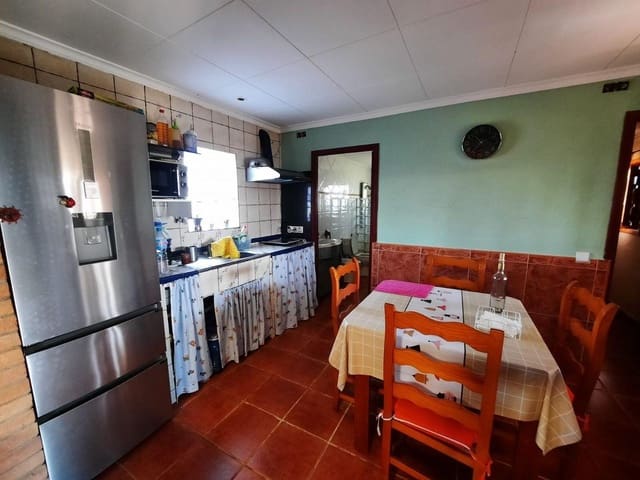 3 bedroom Finca/Country House for sale in Les Cases d'Alcanar, Alcanar with pool garage - € 180,000 (Ref: 3911630)