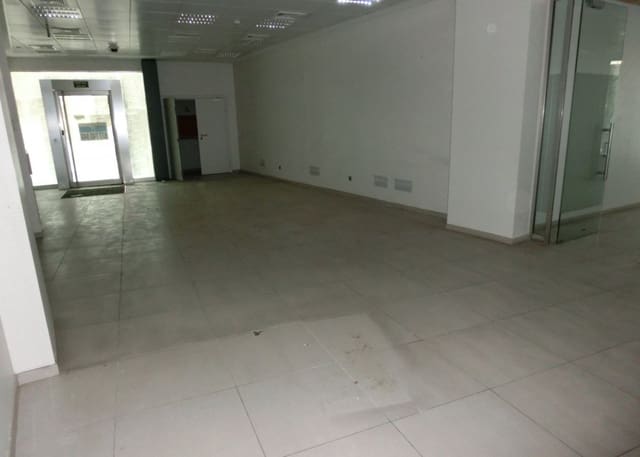 Gewerbe zu vermieten in Ulldecona - 650 € (Ref: 3999424)