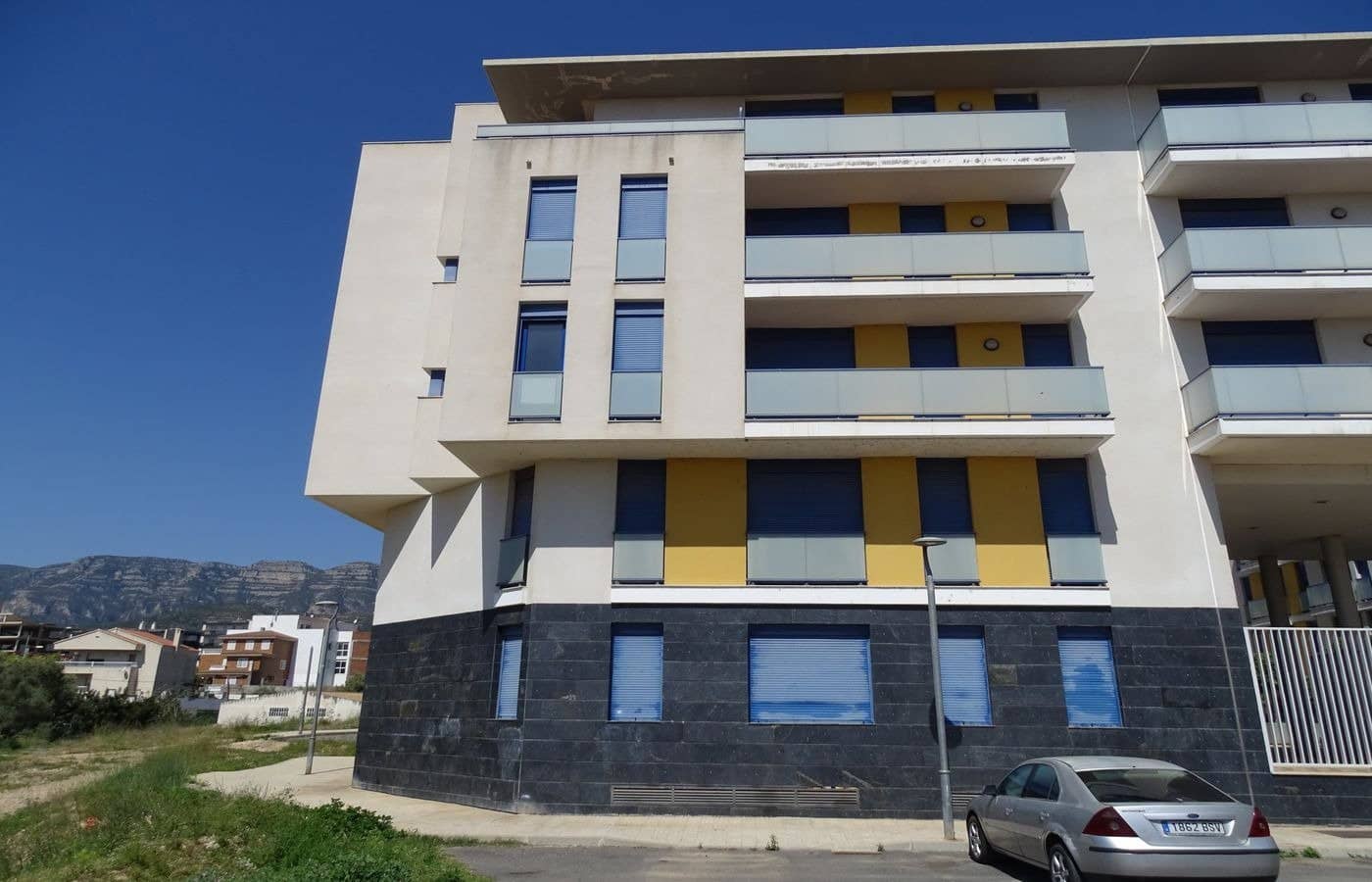 2 bedroom Apartment for sale in Sant Carles de la Rapita - € 124,000 (Ref: 6169149)