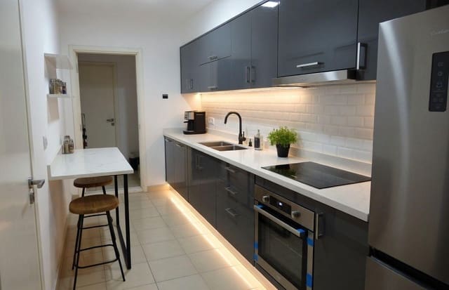 4 soveværelse Lejlighed til salg i Sant Carles de la Ràpita - € 110.000 (Ref: 6523345)
