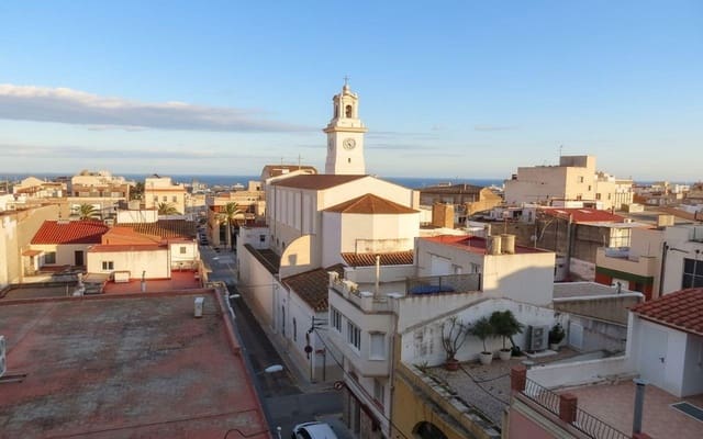 4 soveværelse Lejlighed til salg i Sant Carles de la Ràpita - € 110.000 (Ref: 6523345)