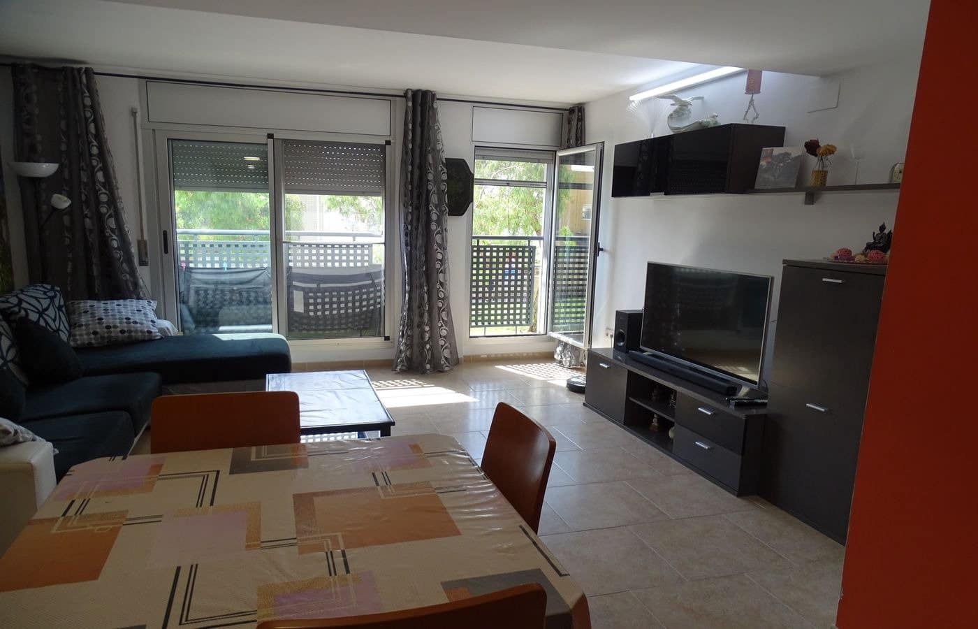 2 bedroom Apartment for sale in Sant Carles de la Rapita - € 131,250 (Ref: 6860163)