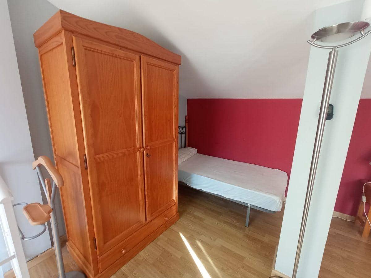 3 bedroom Apartment for sale in Alcanar with pool - € 120,000 (Ref: 7677491)