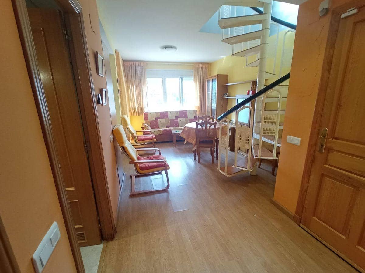 3 bedroom Apartment for sale in Alcanar with pool - € 120,000 (Ref: 7677491)