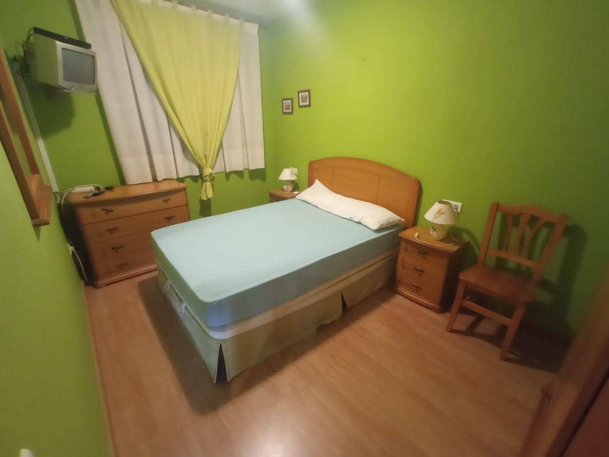 3 bedroom Apartment for sale in Alcanar with pool - € 120,000 (Ref: 7677491)