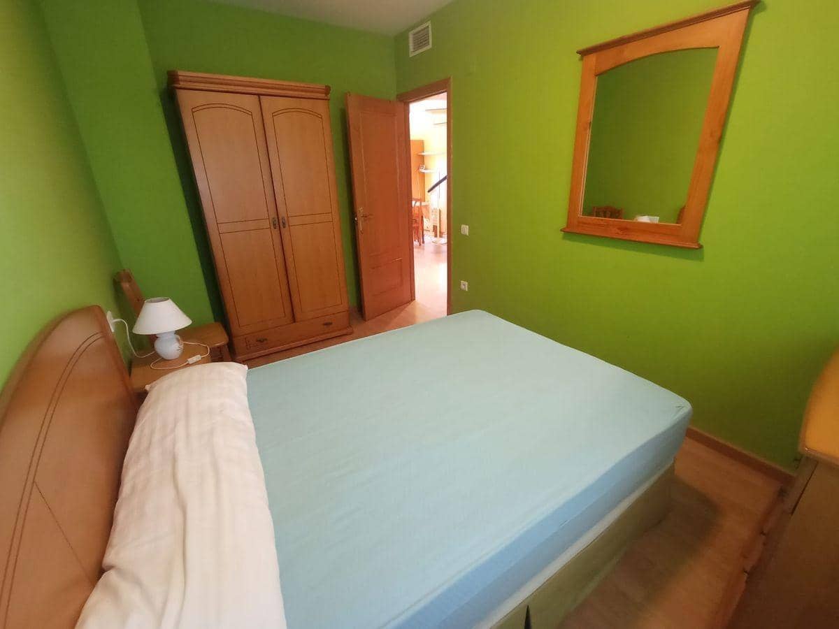 3 bedroom Apartment for sale in Alcanar with pool - € 120,000 (Ref: 7677491)