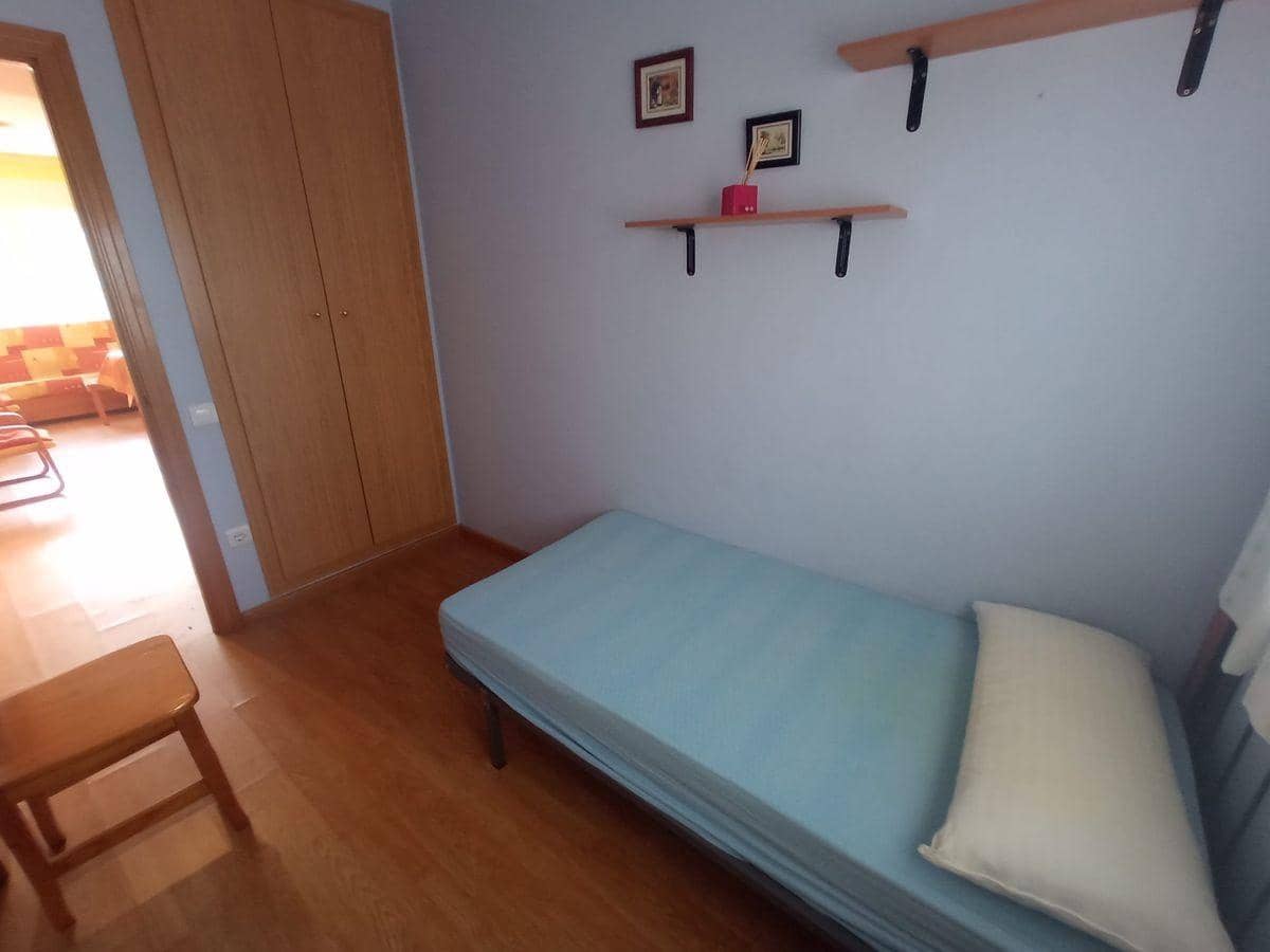 3 bedroom Apartment for sale in Alcanar with pool - € 120,000 (Ref: 7677491)