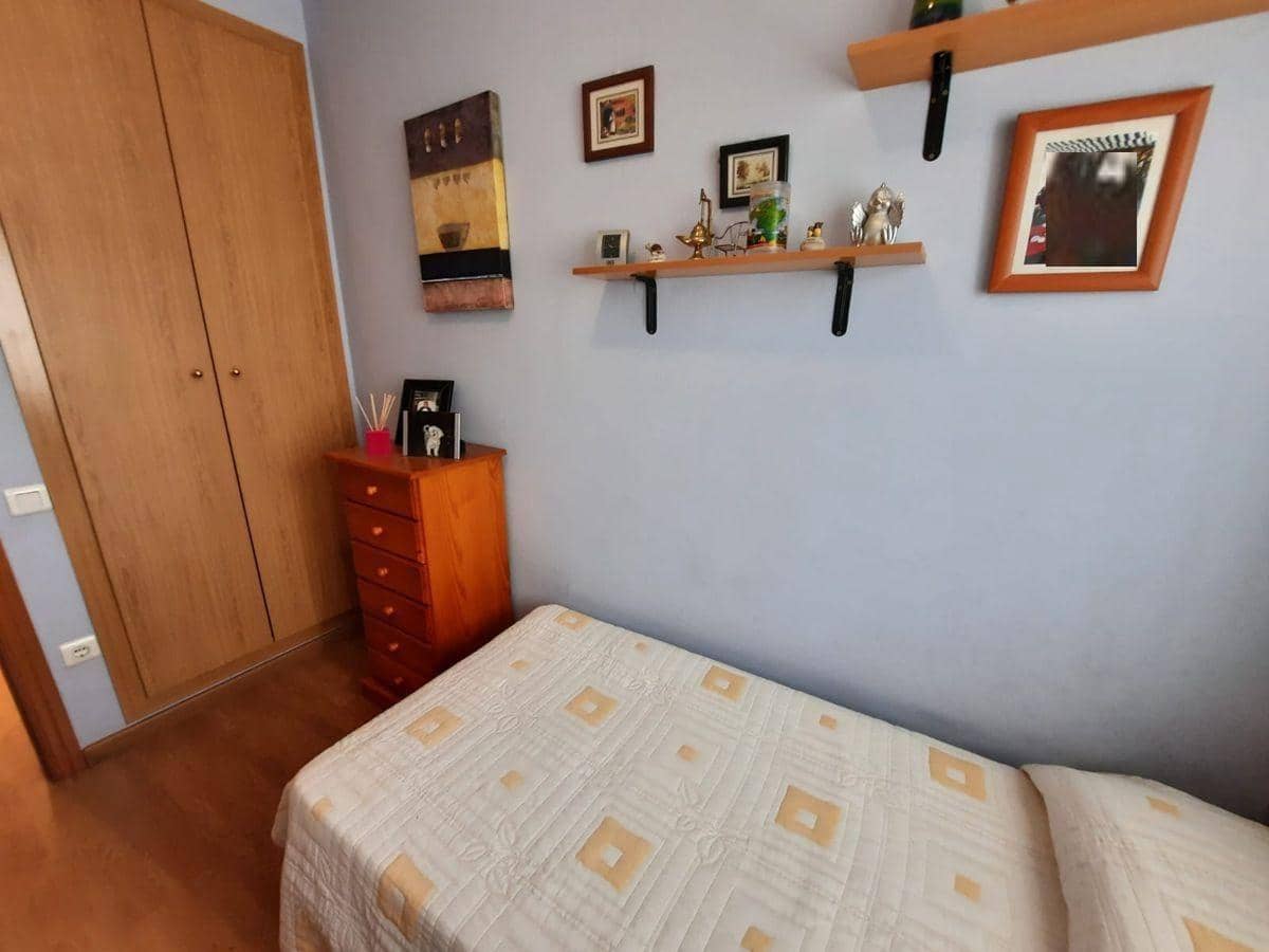 3 bedroom Apartment for sale in Alcanar with pool - € 120,000 (Ref: 7677491)