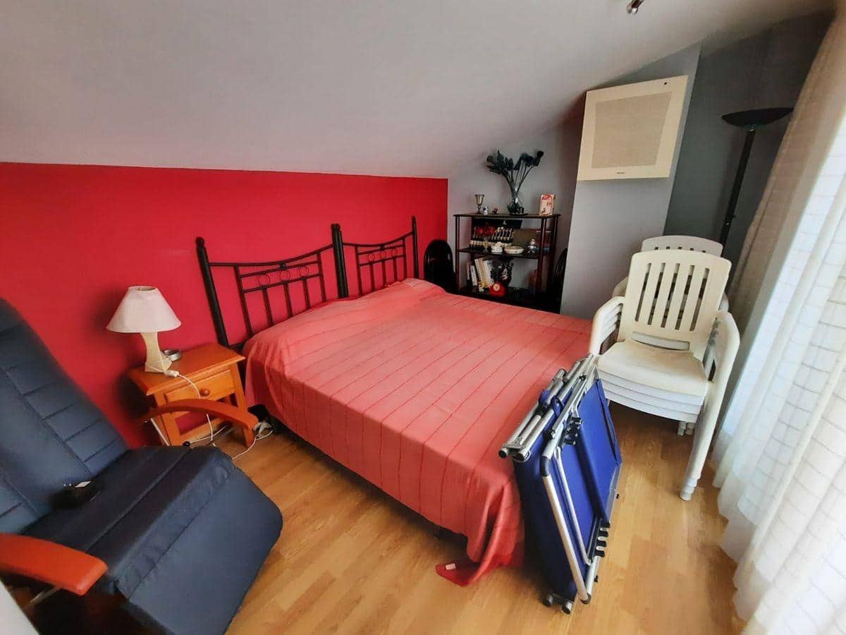 3 bedroom Apartment for sale in Alcanar with pool - € 120,000 (Ref: 7677491)