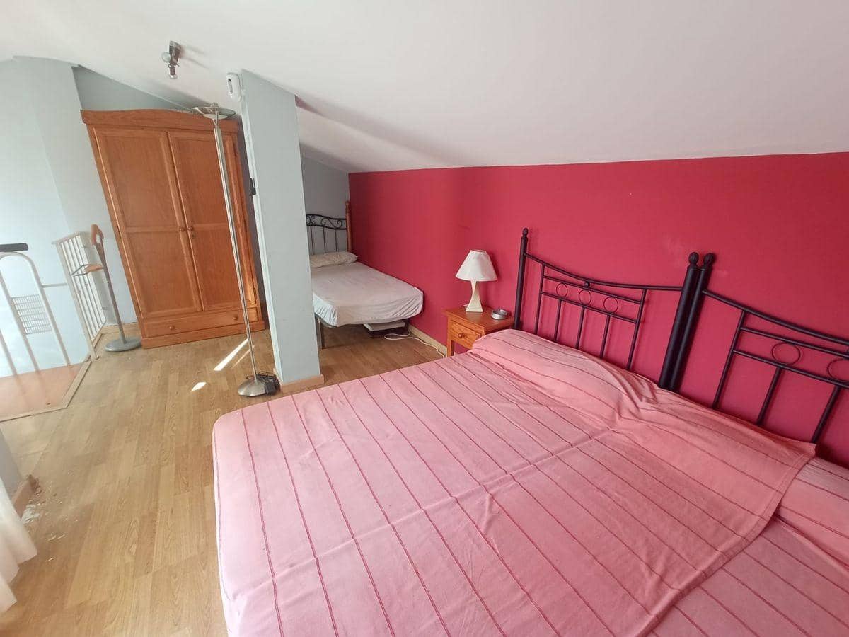 3 bedroom Apartment for sale in Alcanar with pool - € 120,000 (Ref: 7677491)