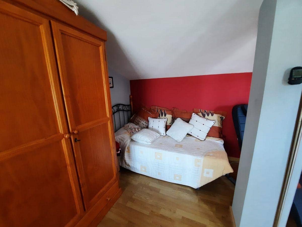 3 bedroom Apartment for sale in Alcanar with pool - € 120,000 (Ref: 7677491)