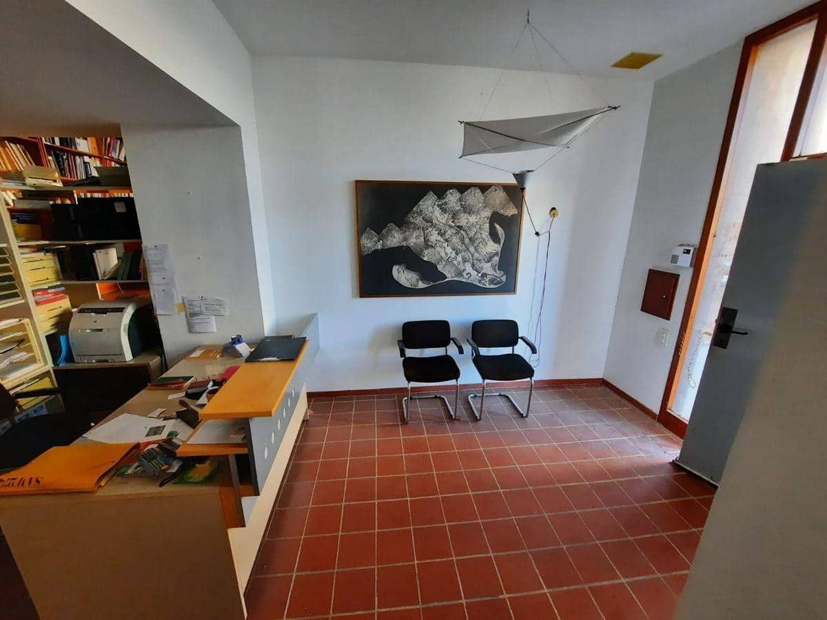 Commercial for sale in Amposta - € 65,000 (Ref: 7712612)